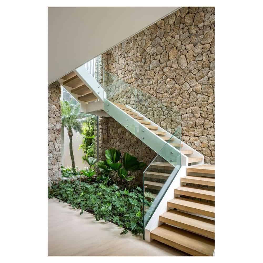 Modern Staircases: Architectural Centerpieces in Contemporary Design 3 006 image